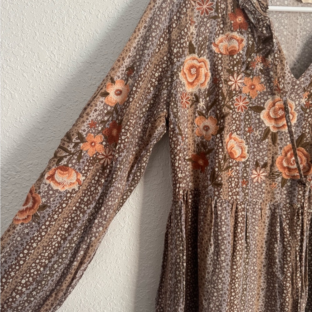❗️SOLD ❗️Savanna Jane Floral Embroidered Blouse - Brown and Orange - Picture 2 of 5
